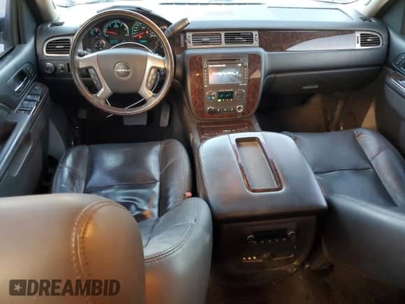 2012 GMC Sierra 1500 Denali with VIN 3GTP1XE28CG125701, listed as a Copart auction lot 86206384 with 116,731 mi miles and Salvage title. Bid and sale history available at DreamBid. Image 8.