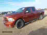 2013 Ram 1500 Express z VIN 1C6RR6FTXDS700420, wystawiony jako IAAI lot #42861555 z przebiegiem 138 643 mil mil oraz . Historia ofert i sprzedaży dostępna na DreamBid. Obrazek 2.