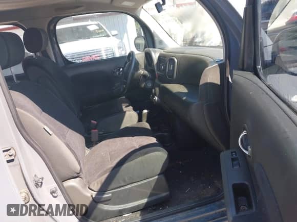 2013 Nissan Cube S z VIN JN8AZ2KR9DT301764, wystawiony jako IAAI lot #43222028 z przebiegiem 135 532 mil mil oraz . Historia ofert i sprzedaży dostępna na DreamBid. Obrazek 5.