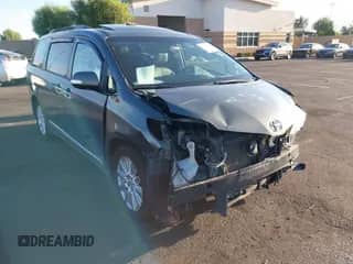 2013 Toyota Sienna XLE AAS с VIN 5TDYK3DC8DS303565, выставлен на аукционе IAAI как лот 43243035 с пробегом 87 230 миль миль и . История ставок и продаж доступна на DreamBid. Изображение 1.