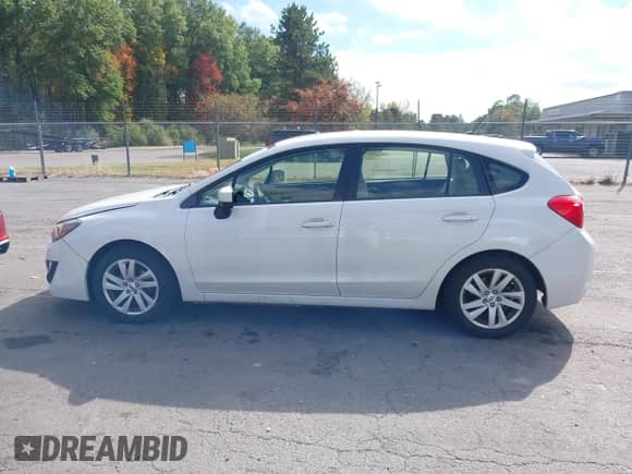 2016 Subaru Impreza Premium z VIN JF1GPAB68G8329483, wystawiony jako IAAI lot #43386700 z przebiegiem 61 367 mil mil oraz . Historia ofert i sprzedaży dostępna na DreamBid. Obrazek 14.