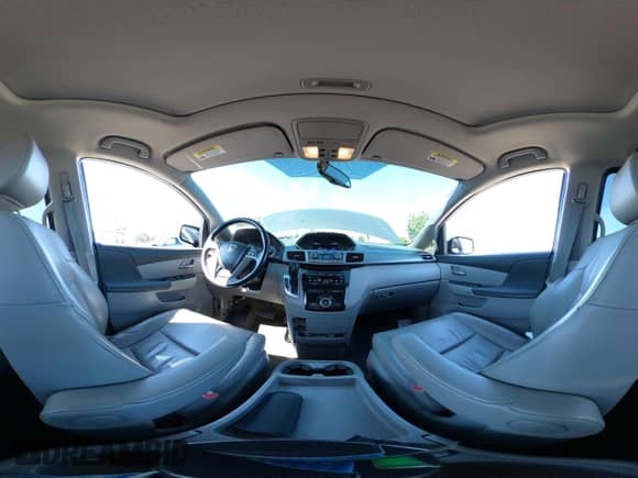 2013 Honda Odyssey EX-L с VIN 5FNRL5H6XDB015102, выставлен на аукционе IAAI как лот 43082609 с пробегом 136 494 миль миль и . История ставок и продаж доступна на DreamBid. Изображение 18.