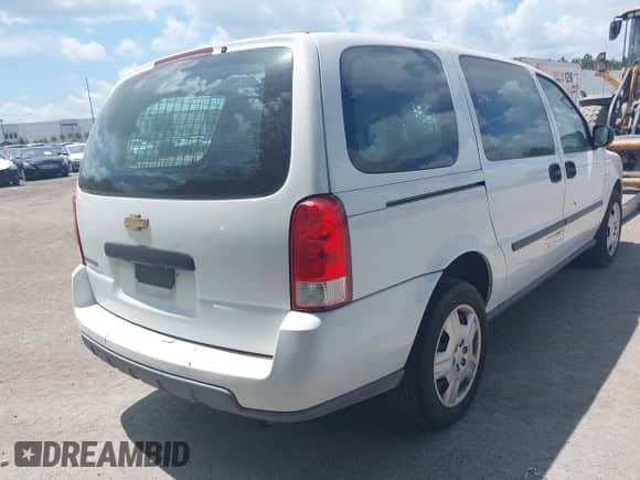 2008 Chevrolet Uplander Cargo с VIN 1GBDV13168D188500, выставлен на аукционе IAAI как лот 42692832 с пробегом 178 774 миль миль и . История ставок и продаж доступна на DreamBid. Изображение 4.