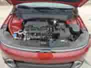 2024 Hyundai Kona SE z VIN KM8HA3ABXRU128992, wystawiony jako Copart lot #72081364 z przebiegiem 4 250 mil mil oraz Nie do naprawy • Non repairable. Historia ofert i sprzedaży dostępna na DreamBid. Obrazek 13.