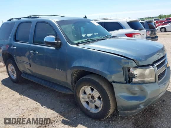 2010 Chevrolet Tahoe LT с VIN 1GNUKBE07AR220465, выставлен на аукционе IAAI как лот 42608027 с пробегом 219 369 миль миль и . История ставок и продаж доступна на DreamBid. Изображение 1.