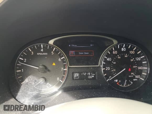 2014 Nissan Pathfinder S with VIN 5N1AR2MN7EC635276, listed as a Copart auction lot 85777095 with 172,191 mi miles and Salvage title. Bid and sale history available at DreamBid. Image 9.