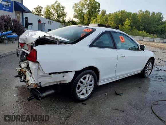 2002 Honda Accord EX with VIN 1HGCG22502A009082, listed as a Copart auction lot 65434495 with 121,095 mi miles and Non repairable. Bid and sale history available at DreamBid. Image 3.