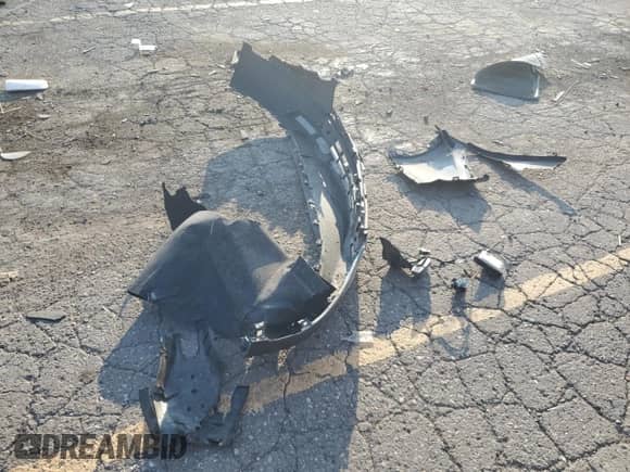 2020 Chevrolet Blazer LT с VIN 3GNKBBRA3LS673802, выставлен на аукционе Copart как лот 69015975 с пробегом 43 537 миль миль и На запчасти • Non repairable. История ставок и продаж доступна на DreamBid. Изображение 13.