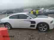 2011 Dodge Charger Rallye Plus z VIN 2B3CL3CG6BH535588, wystawiony jako IAAI lot #42200949 z przebiegiem 145 903 mil mil oraz . Historia ofert i sprzedaży dostępna na DreamBid. Obrazek 14.