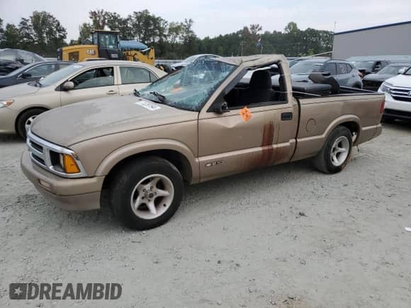 1997 Chevrolet S-10 LS с VIN 1GCCS1440V8152220, выставлен на аукционе Copart как лот 71239194 с пробегом 196 734 миль миль и Списание • Salvage title. История ставок и продаж доступна на DreamBid. Изображение 1.