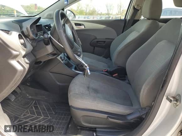 2014 Chevrolet Sonic LS с VIN 1G1JB6SH5E4179293, выставлен на аукционе Copart как лот 85748955 с пробегом 147 969 миль миль и Списание • Salvage title. История ставок и продаж доступна на DreamBid. Изображение 7.