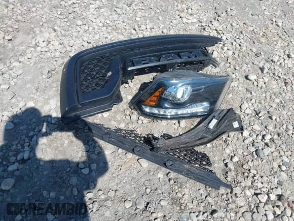 2022 Ram 1500 Warlock with VIN 1C6RR7LG3NS131358, listed as a IAAI auction lot 42262812 with 45,382 mi miles and . Bid and sale history available at DreamBid. Image 11.