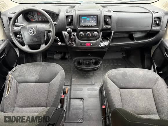 2014 Ram ProMaster Cargo с VIN 3C6TRVBG2EE118261, выставлен на аукционе Copart как лот 64741225 с пробегом 168 039 миль миль и Чистый • Clean title. История ставок и продаж доступна на DreamBid. Изображение 9.