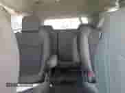 2017 Chevrolet Traverse LT z VIN 1GNKRHKD0HJ129205, wystawiony jako Copart lot #68942595 z przebiegiem 129 885 mil mil oraz Szkoda całkowita • Salvage title. Historia ofert i sprzedaży dostępna na DreamBid. Obrazek 10.