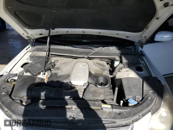 2010 Hyundai Genesis с VIN KMHGC4DF2AU087238, выставлен на аукционе Copart как лот 82578325 с пробегом 135 687 миль миль и Чистый • Clean title. История ставок и продаж доступна на DreamBid. Изображение 11.