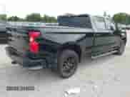 2022 Chevrolet Silverado 1500 RST with VIN 1GCUDEETXNZ522272, listed as a IAAI auction lot 43041445 with 58,420 mi miles and . Bid and sale history available at DreamBid. Image 4.