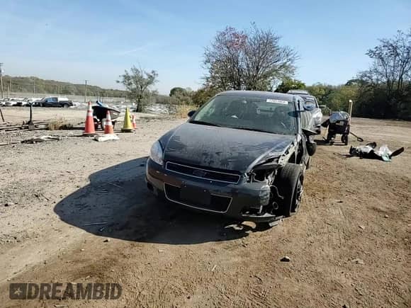 2015 Chevrolet Impala Police Police с VIN 2G1WD5E34F1157003, выставлен на аукционе Copart как лот 77851864 с пробегом 96 141 миль миль и Списание • Salvage title. История ставок и продаж доступна на DreamBid. Изображение 10.