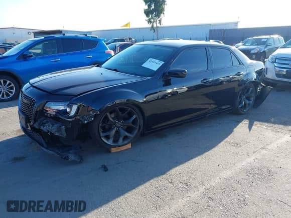 2022 Chrysler 300 Touring с VIN 2C3CCAAG2NH228997, выставлен на аукционе IAAI как лот 43311419 с пробегом Не указан миль и . История ставок и продаж доступна на DreamBid. Изображение 2.