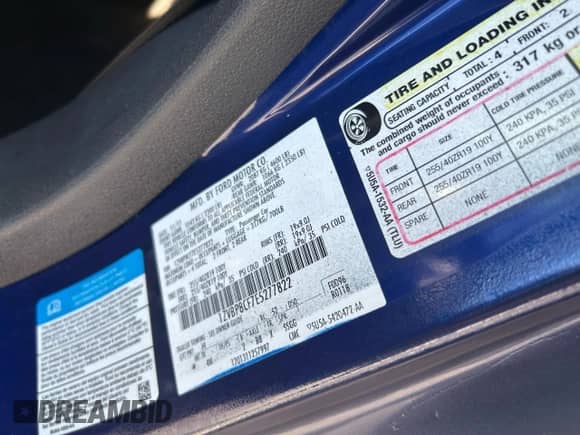 2014 Ford Mustang GT z VIN 1ZVBP8CF7E5277822, wystawiony jako Copart lot #90128545 z przebiegiem 114 151 mil mil oraz Czysty tytuł • Clean title. Historia ofert i sprzedaży dostępna na DreamBid. Obrazek 10.