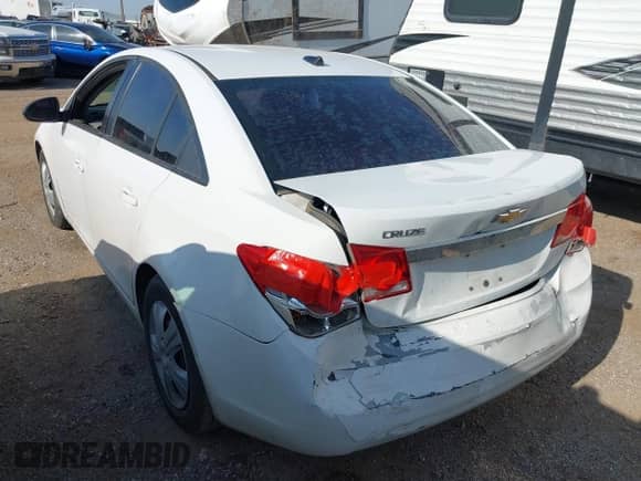 2013 Chevrolet Cruze LS z VIN 1G1PA5SG7D7240624, wystawiony jako IAAI lot #42783412 z przebiegiem 149 482 mil mil oraz . Historia ofert i sprzedaży dostępna na DreamBid. Obrazek 3.