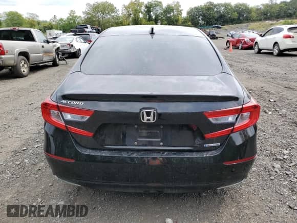 2018 Honda Accord EX-L z VIN 1HGCV3F5XJA013239, wystawiony jako Copart lot #80224075 z przebiegiem 170 653 mil mil oraz Szkoda całkowita • Salvage title. Historia ofert i sprzedaży dostępna na DreamBid. Obrazek 6.