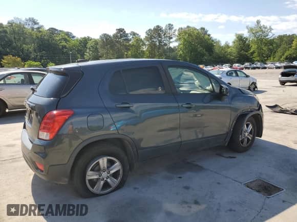2019 Chevrolet Trax LS with VIN 3GNCJKSB3KL287447, listed as a Copart auction lot 55513865 with 138,153 mi miles and Salvage title. Bid and sale history available at DreamBid. Image 3.