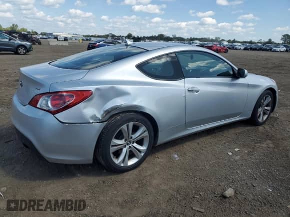 2011 Hyundai Genesis Coupe z VIN KMHHT6KD4BU043860, wystawiony jako Copart lot #71284105 z przebiegiem 161 413 mil mil oraz Szkoda całkowita • Salvage title. Historia ofert i sprzedaży dostępna na DreamBid. Obrazek 3.