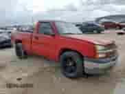 2005 Chevrolet Silverado 1500 z VIN 1GCEC14X45Z352690, wystawiony jako Copart lot #63140875 z przebiegiem 105 293 mil mil oraz Szkoda całkowita • Salvage title. Historia ofert i sprzedaży dostępna na DreamBid. Obrazek 4.