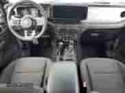 2024 Jeep Wrangler Sahara with VIN 1C4RJXP60RW270265, listed as a Copart auction lot 85717085 with 29,088 mi miles and Clean title. Bid and sale history available at DreamBid. Image 8.