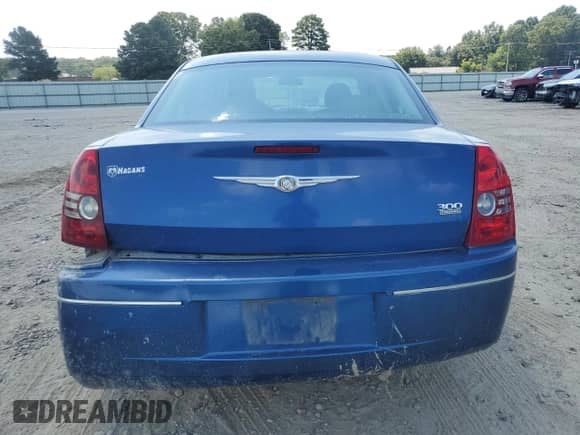 2010 Chrysler 300 Touring с VIN 2C3CA4CD1AH106068, выставлен на аукционе Copart как лот 69365095 с пробегом 116 653 миль миль и Списание • Salvage title. История ставок и продаж доступна на DreamBid. Изображение 6.