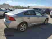2013 Volvo S60 T5 Premier с VIN YV1612FS5D1227917, выставлен на аукционе Copart как лот 85150265 с пробегом 71 466 миль миль и Списание • Salvage title. История ставок и продаж доступна на DreamBid. Изображение 3.