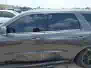 2017 Dodge Durango R/T z VIN 1C4SDHCT0HC856247, wystawiony jako IAAI lot #42703990 z przebiegiem 155 018 mil mil oraz . Historia ofert i sprzedaży dostępna na DreamBid. Obrazek 14.