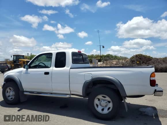 2003 Toyota Tacoma PreRunner with VIN 5TESM92N33Z208971, listed as a Copart auction lot 65647325 with 163,509 mi miles and Salvage title. Bid and sale history available at DreamBid. Image 2.
