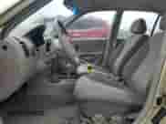 2002 Hyundai Accent GL z VIN KMHCG45C12U355561, wystawiony jako Copart lot #54546945 z przebiegiem 22 893 mil mil oraz Szkoda całkowita • Salvage title. Historia ofert i sprzedaży dostępna na DreamBid. Obrazek 7.