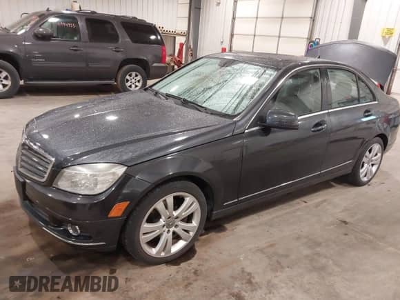 2010 Mercedes-Benz C 300 Sport с VIN WDDGF8BB6AR122164, выставлен на аукционе IAAI как лот 42026446 с пробегом 130 229 миль миль и . История ставок и продаж доступна на DreamBid. Изображение 2.