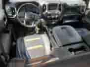 2021 GMC Sierra 1500 AT4 z VIN 1GTP9EEL1MZ436989, wystawiony jako Copart lot #70157595 z przebiegiem 57 601 mil mil oraz Szkoda całkowita • Salvage title. Historia ofert i sprzedaży dostępna na DreamBid. Obrazek 8.