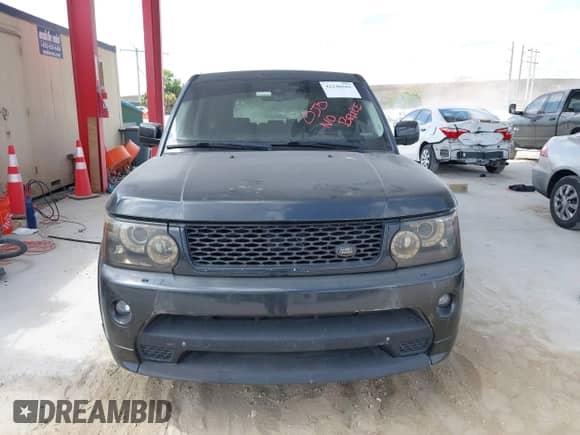 2013 Land Rover Range Rover Sport SC с VIN SALSH2E40DA799828, выставлен на аукционе IAAI как лот 42146561 с пробегом 163 740 миль миль и . История ставок и продаж доступна на DreamBid. Изображение 12.