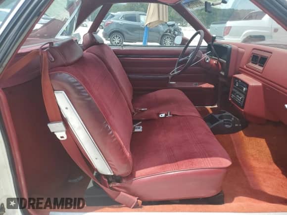 1978 Chevrolet El Camino с VIN 1W80U8D404353, выставлен на аукционе Copart как лот 63272175 с пробегом 92 474 миль миль и Списание • Salvage title. История ставок и продаж доступна на DreamBid. Изображение 10.