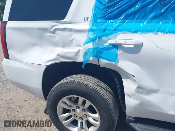 2016 Chevrolet Tahoe LT with VIN 1GNSKBKC6GR224747, listed as a IAAI auction lot 42830514 with 127,751 mi miles and . Bid and sale history available at DreamBid. Image 6.