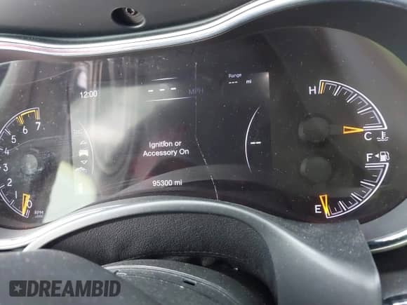 2017 Jeep Grand Cherokee Trailhawk z VIN 1C4RJFLT3HC678457, wystawiony jako IAAI lot #43140273 z przebiegiem 95 300 mil mil oraz . Historia ofert i sprzedaży dostępna na DreamBid. Obrazek 7.