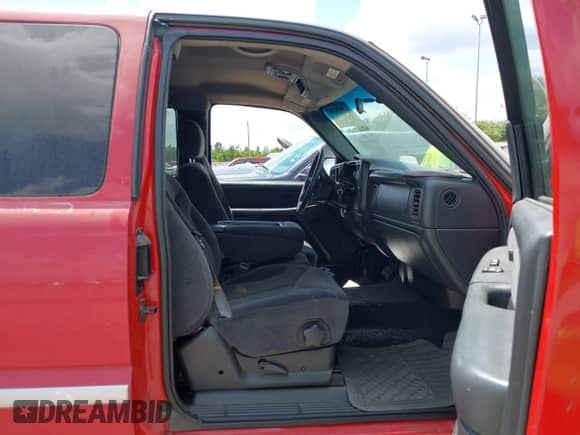 2001 GMC Sierra 1500 SLE с VIN 2GTEC19V011137690, выставлен на аукционе IAAI как лот 42989211 с пробегом 221 862 миль миль и . История ставок и продаж доступна на DreamBid. Изображение 5.