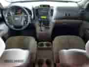 2007 Hyundai Entourage GLS с VIN KNDMC233076025532, выставлен на аукционе Copart как лот 70547815 с пробегом 215 081 миль миль и Списание • Salvage title. История ставок и продаж доступна на DreamBid. Изображение 8.
