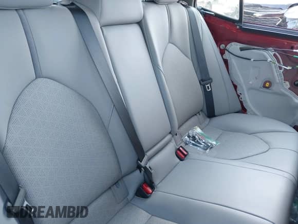 2020 Toyota Camry XSE z VIN 4T1K61AKXLU395343, wystawiony jako IAAI lot #43350130 z przebiegiem 79 904 mil mil oraz . Historia ofert i sprzedaży dostępna na DreamBid. Obrazek 8.