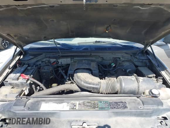 2002 Ford F-150 XL с VIN 1FTRF18W42NB82084, выставлен на аукционе IAAI как лот 42756783 с пробегом 214 367 миль миль и . История ставок и продаж доступна на DreamBid. Изображение 10.