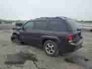 2008 Chevrolet TrailBlazer 1LT z VIN 1GNDT13S482153886, wystawiony jako Copart lot #55815595 z przebiegiem 227 022 mil mil oraz Szkoda całkowita • Salvage title. Historia ofert i sprzedaży dostępna na DreamBid. Obrazek 2.