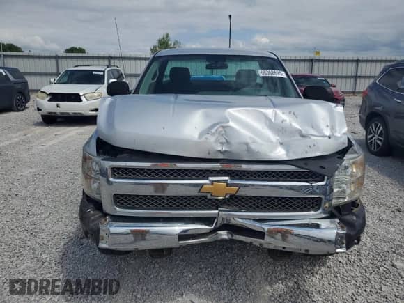 2013 Chevrolet Silverado 1500 Work Truck z VIN 1GCNCPEX3DZ298122, wystawiony jako Copart lot #68362695 z przebiegiem 240 563 mil mil oraz Szkoda całkowita • Salvage title. Historia ofert i sprzedaży dostępna na DreamBid. Obrazek 5.
