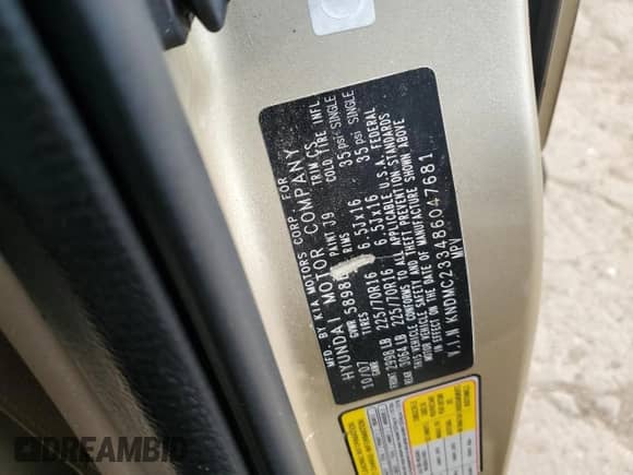 2008 Hyundai Entourage GLS с VIN KNDMC233486047681, выставлен на аукционе Copart как лот 69101484 с пробегом 218 757 миль миль и Списание • Salvage title. История ставок и продаж доступна на DreamBid. Изображение 13.