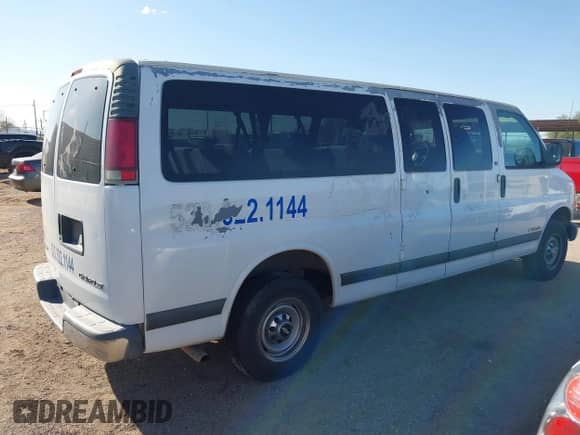 2001 Chevrolet Express с VIN 1GAHG39R211180863, выставлен на аукционе IAAI как лот 41855235 с пробегом 148 672 миль миль и . История ставок и продаж доступна на DreamBid. Изображение 4.