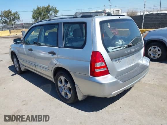 2003 Subaru Forester XS with VIN JF1SG65683H750374, listed as a IAAI auction lot 43253226 with 254,104 mi miles and . Bid and sale history available at DreamBid. Image 3.