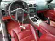 2005 Chevrolet Corvette z VIN 1G1YY24U855128803, wystawiony jako Copart lot #84360565 z przebiegiem 74 666 mil mil oraz Szkoda całkowita • Salvage title. Historia ofert i sprzedaży dostępna na DreamBid. Obrazek 8.